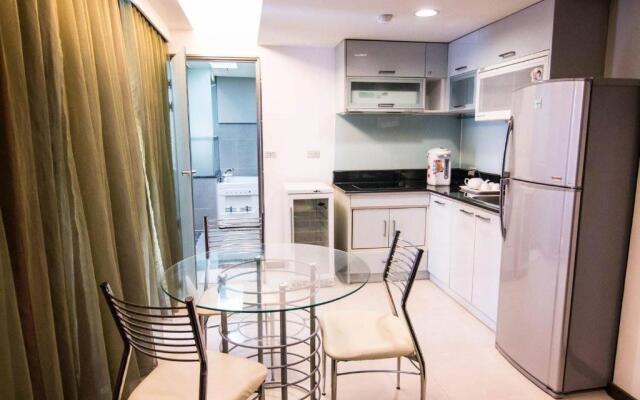 Katherine Plaza Hotel