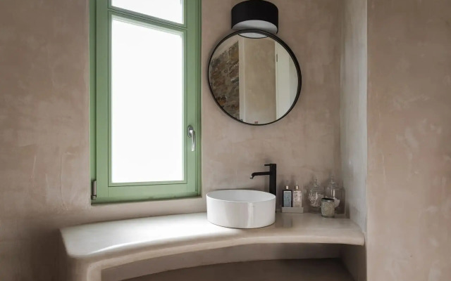 Porto Sereno Andros Suites