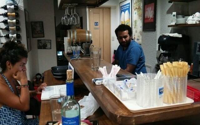 Vitti Lodge & Family Apartment - Hostel