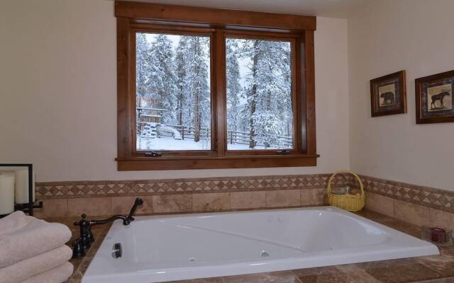 The Lodge at Stoney Ridge