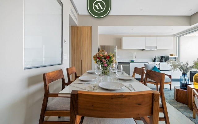 New 2BR APT - Beach Access - Pool - GYM - Jacuzzi