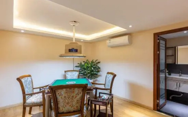 Chaoman Hotel (Suining Gymnasium Wanda Branch)