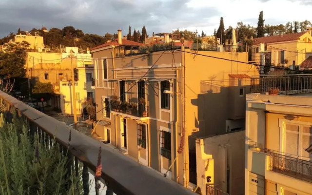 Unique - Spacious Studio with rooftop / Thissio