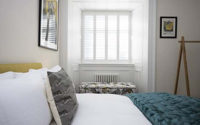 JOIVY Splendid 2-Br Apartment In New Town