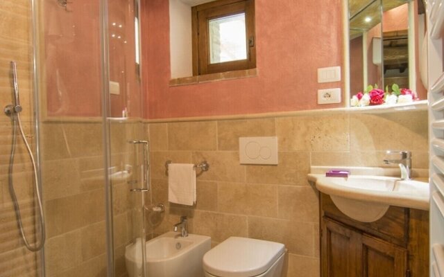 Under the Chianti Sun