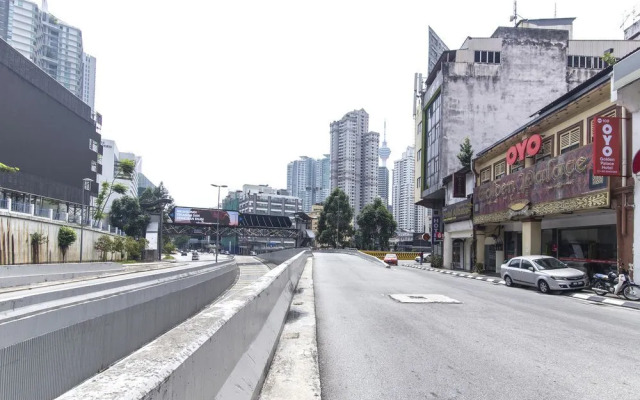 OYO 108 Golden Palace Hotel