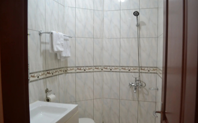 Le Best Hotel