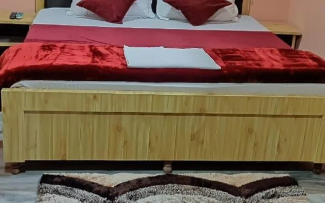 OYO 85331 Malti Guest House