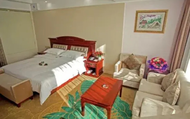 Exquisite Hotel