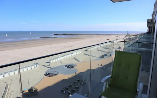 Apartment in Nieuwpoort With Terrace
