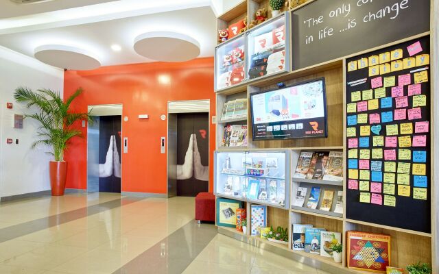 Red Planet Manila Aseana City