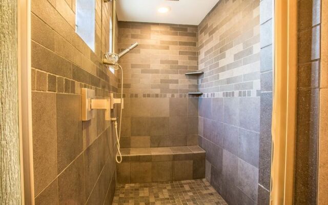 Bella Turquoise By Signature Vacation Rentals