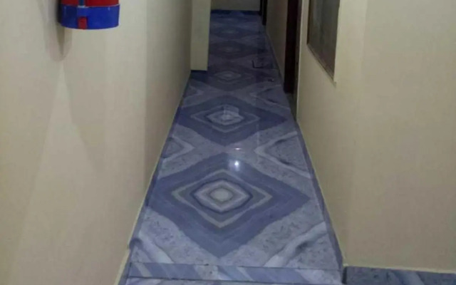 Oyo Flagship 702816 Sana Guest House
