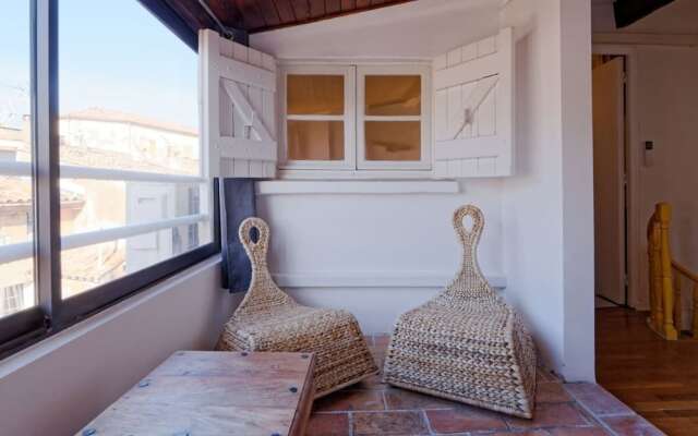 Granet Private Duplex Apartment