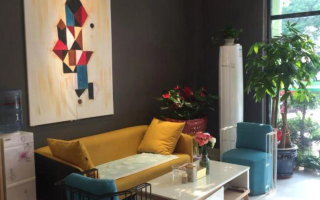 Juzi Select Hotel