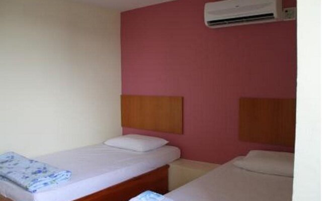 Budget & Comfort Hostel Kuching