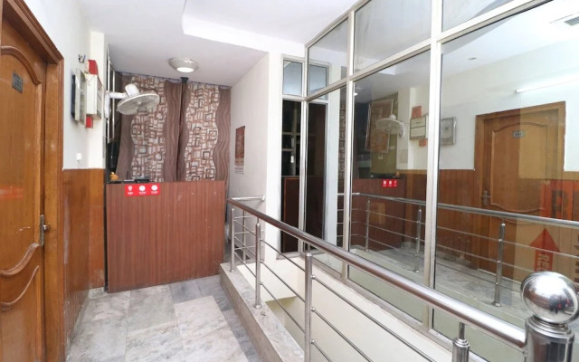 Hotel Regal 2 By OYO Rooms