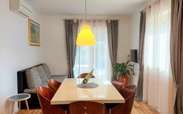 Rooms and Apartments IstraSoley