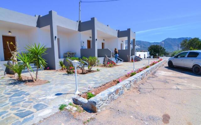 Elafonisi Paradise with Parking, WiFi, - Renovated April 2023