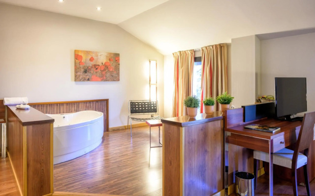 Hotel Restaurante El Valles 4 ESTRELLAS