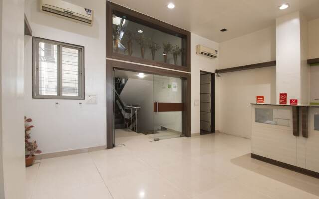 CozyNest Service Apartments - Baner Pune