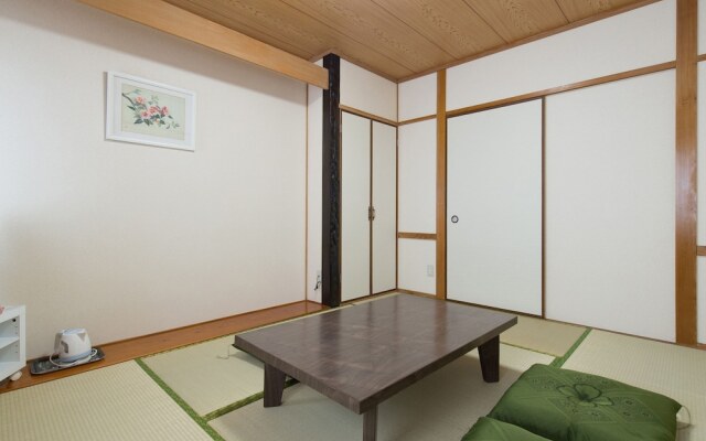 Guesthouse Aihama - Hostel