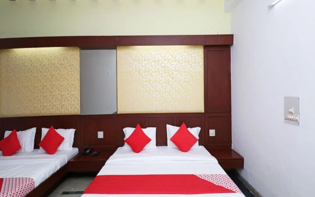 Hotel Grand Melrose by OYO Rooms