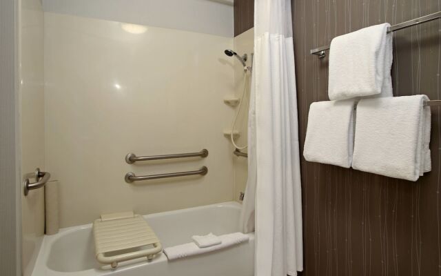 Courtyard Oakland Downtown