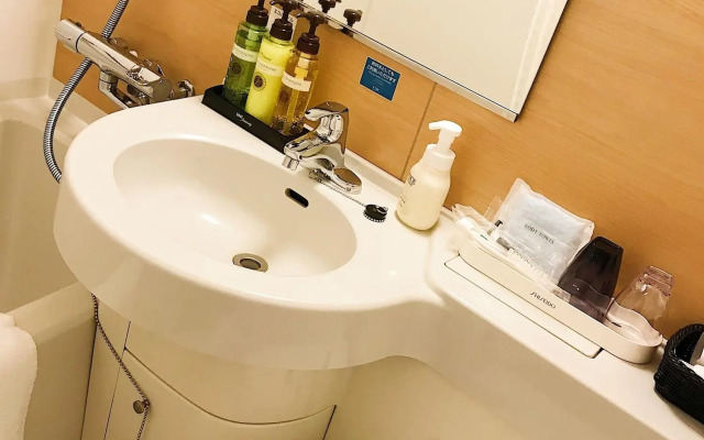 Отель Smile Hotel Shinagawasengakujiekimae