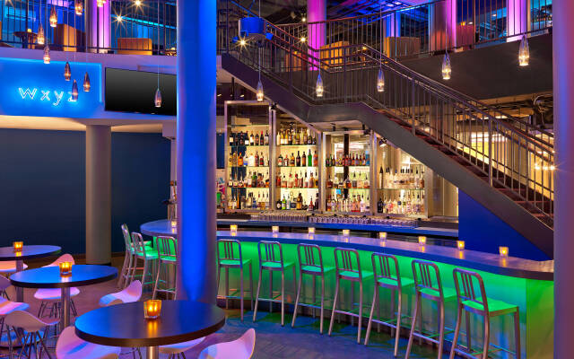 Aloft Oklahoma City Downtown - Bricktown