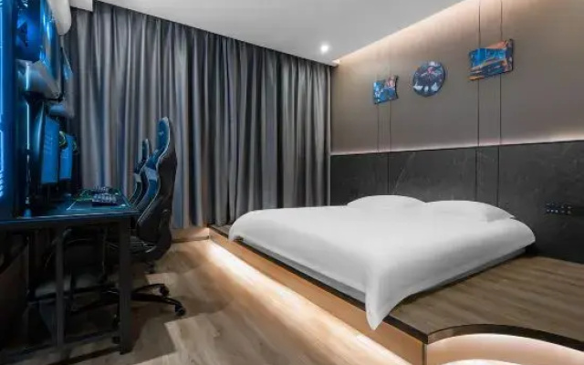 Jianyang 21st Theme Hotel