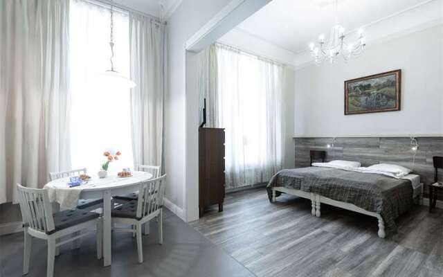 1912 Дом с совами