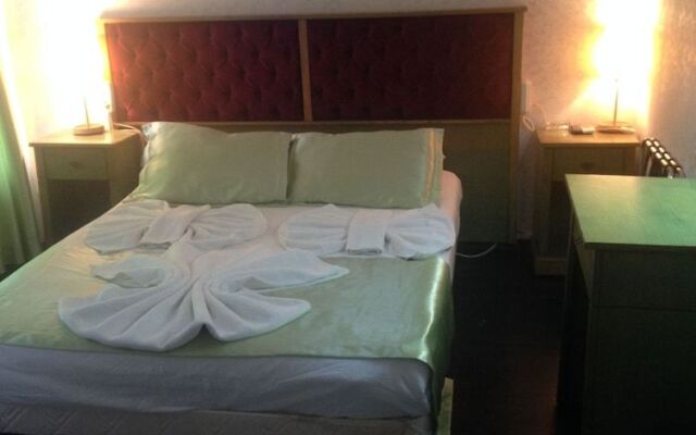 Yalcin Hotel