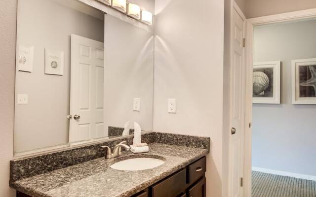 Seacove 7E 2 Bedroom Condo