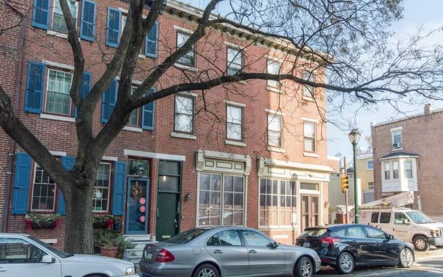 The Royal Studio - Philly's Finest - With Deck