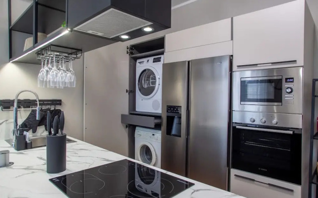 HouSmart Lorenzo Costa 17