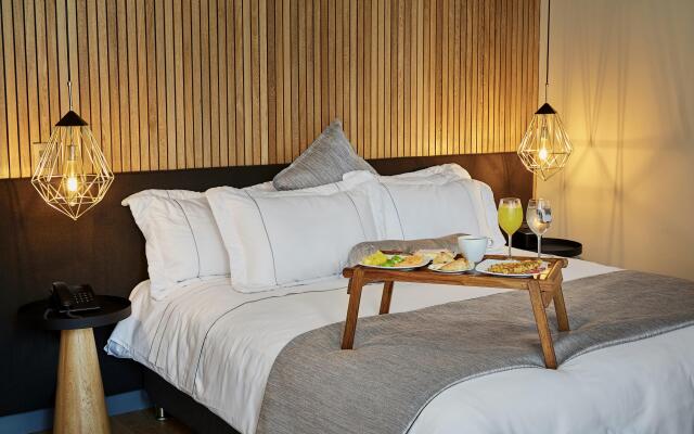 14 Urban Hotel