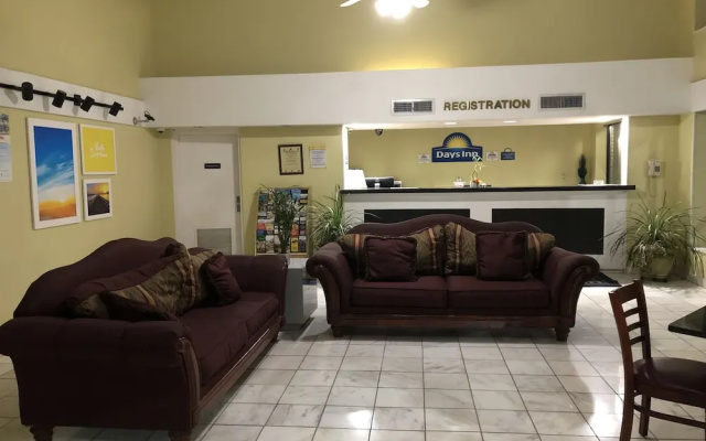 Days Inn Spartanburg Waccamaw