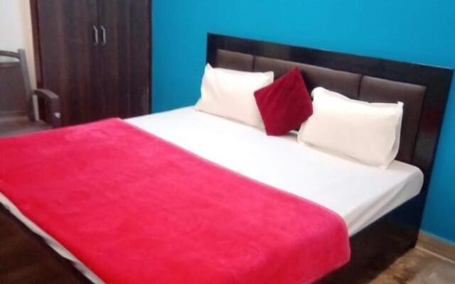 SPOT ON 80928 Ak Residency