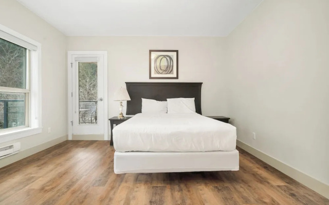 Embrace Serenity Luxe 2BR Suite