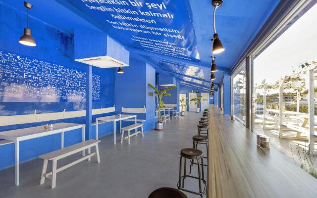 Private room in a two bedroom apartment