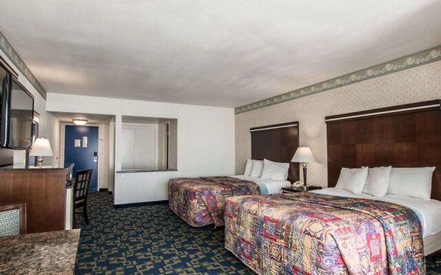 Motel 6 Oceanside, CA Marina / Camp Pendleton