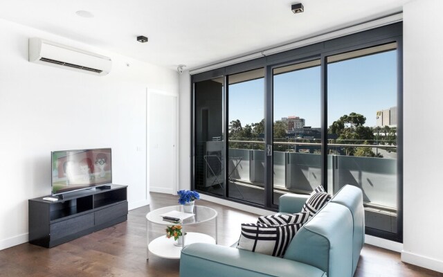 Roomerang at Panorama Apartments 3