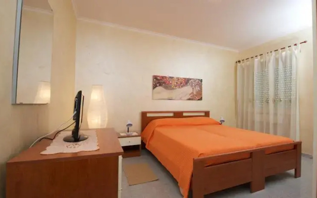 Holiday and Rome - Via Tiburtina 528