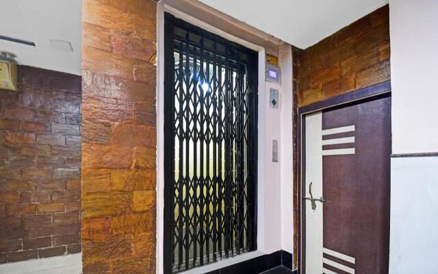 OYO 89475 New Hotel City Of Joy