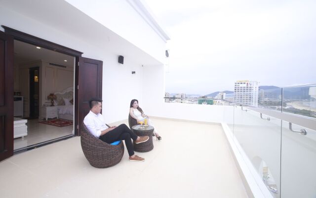 Tuyet Son Hotel