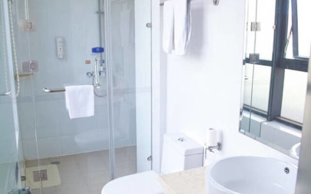 Hanting Hotel Nantong Sports and Exhibition Center