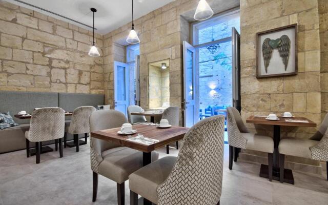 66 Saint Paul's & Spa