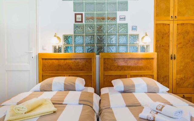 Holiday home in Crikvenica 39416