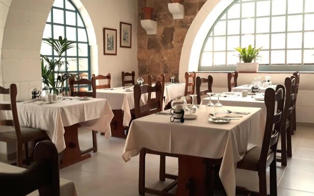 Cornucopia Hotel